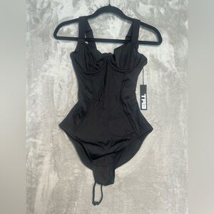 TA3 Lifty One Piece Swimsuit Black Women’s Small Reg/Long B/C